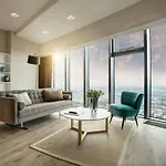 Apartamenty Z Jacuzzi W Sky Tower דירה