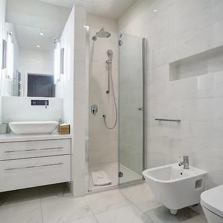 Appartement Apartamenty Z Jacuzzi W Sky Tower