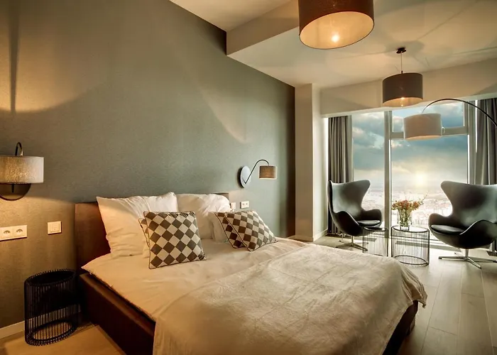 Sky Tower Panorama Apartments * Вроцлав